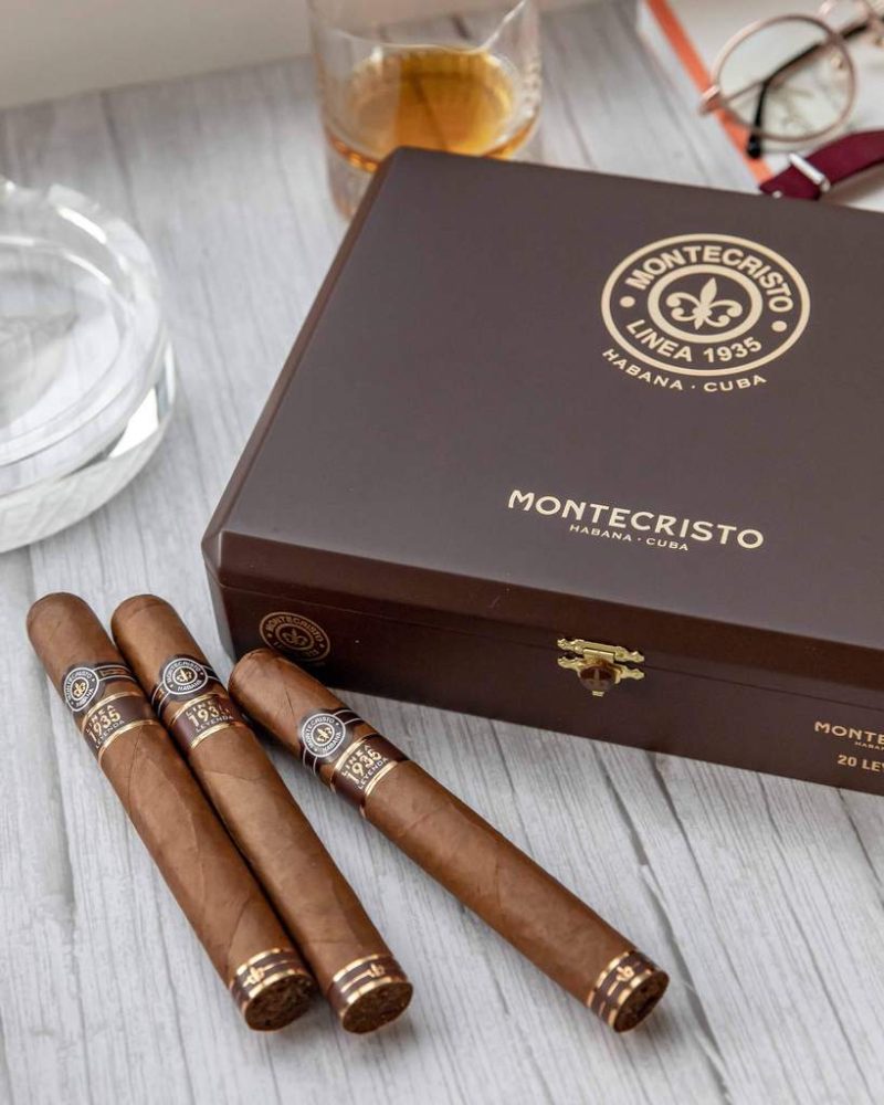 Montecristo Línea 1935 Leyenda