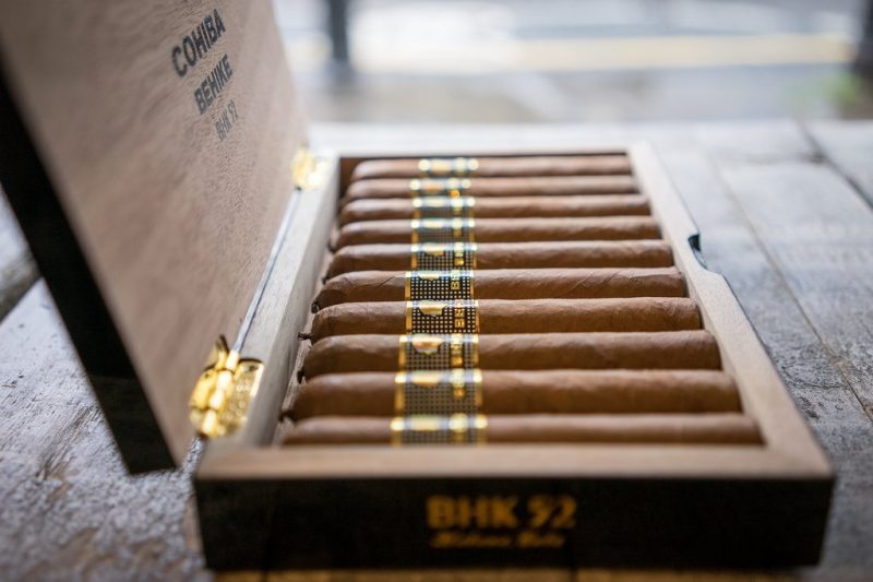 COHIBA BEHIKE 52 - Image 5