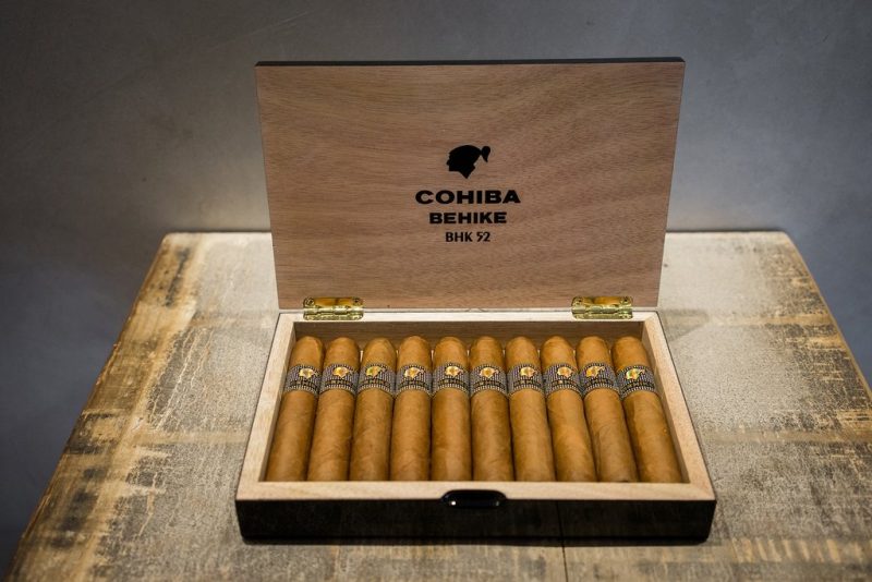 COHIBA BEHIKE 52