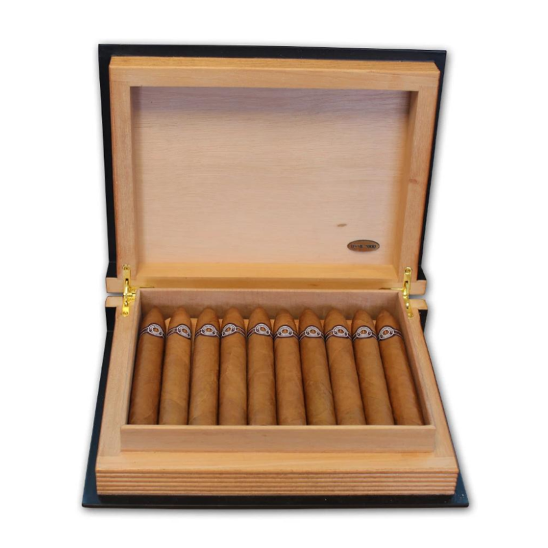 MONTECRISTO GRAN PIRÁMIDES - COLECCIÓN HABANOS EDICIÓN 2017 BOOK - Image 2