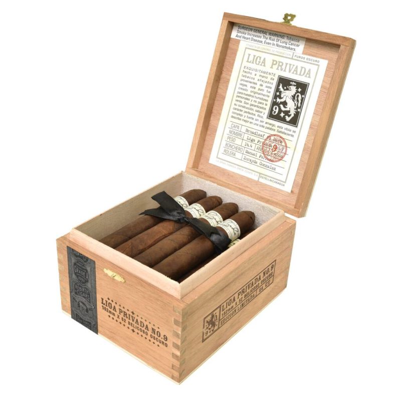 Liga Privada No. 9 Belicoso - Box of 24